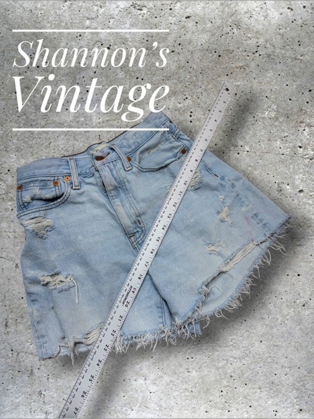 Madewell Women’s sz 25 The Mom Jean Distressed Shorts A52